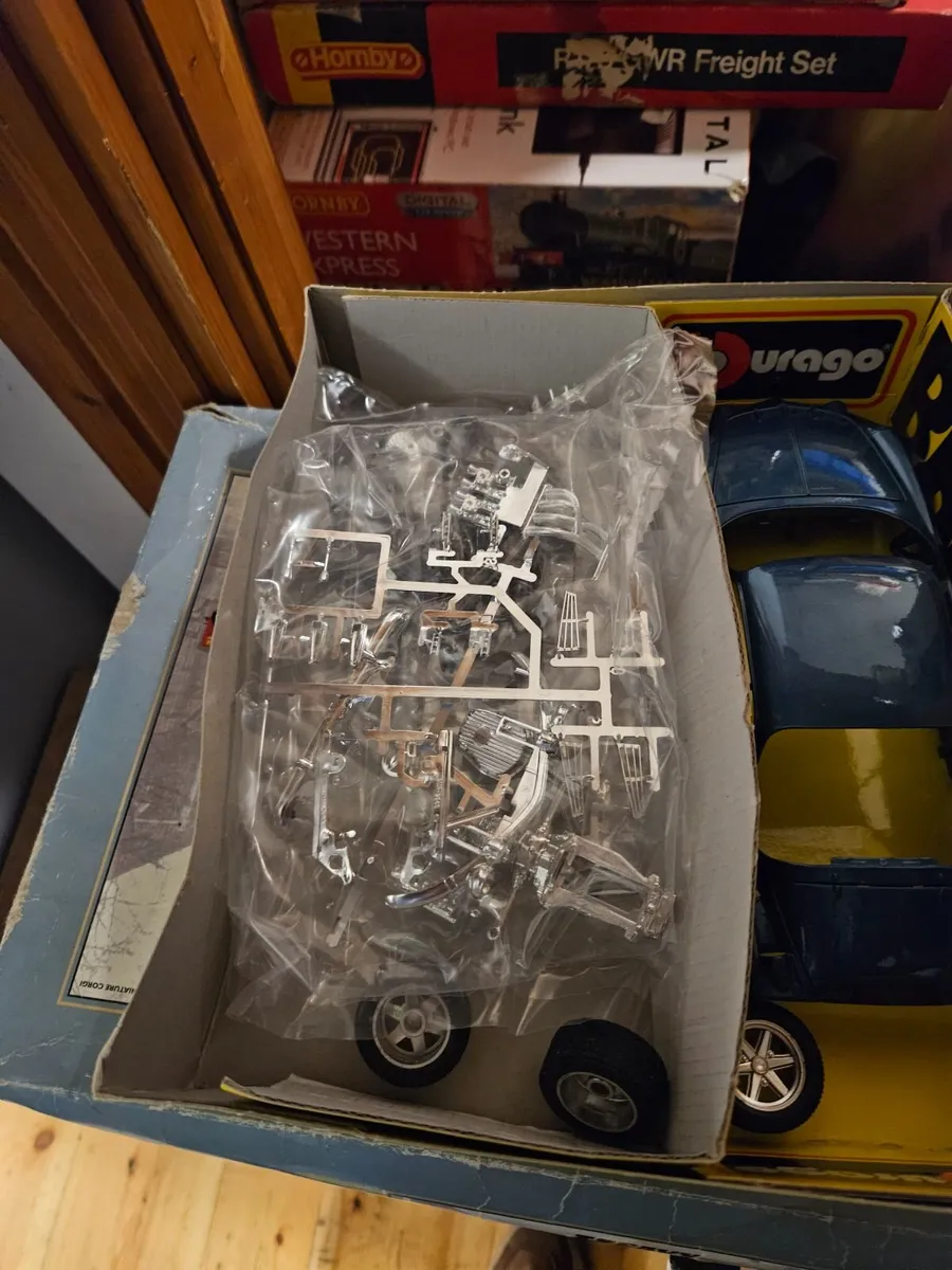 Corgi Burago Alpine A110 1:16 Scale - Image 4