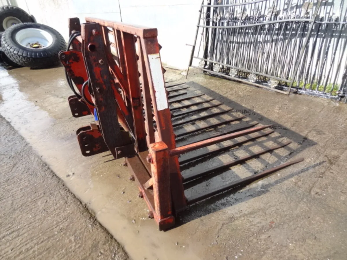 Moulton 9FT Push Off Buckrake - Image 4