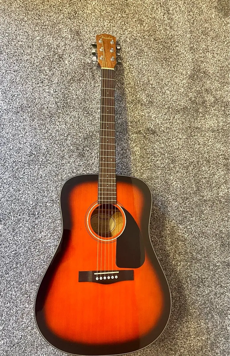 Fender acoustic guitar with original hard case - Image 2