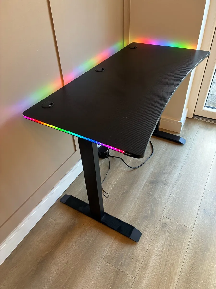 Gaming desk and chair - Image 1