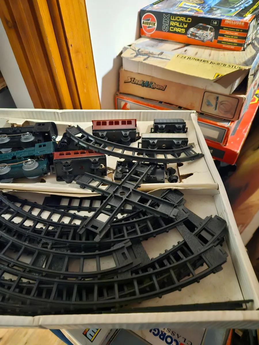 Vintage Retro Lincoln International Train Set - Image 2