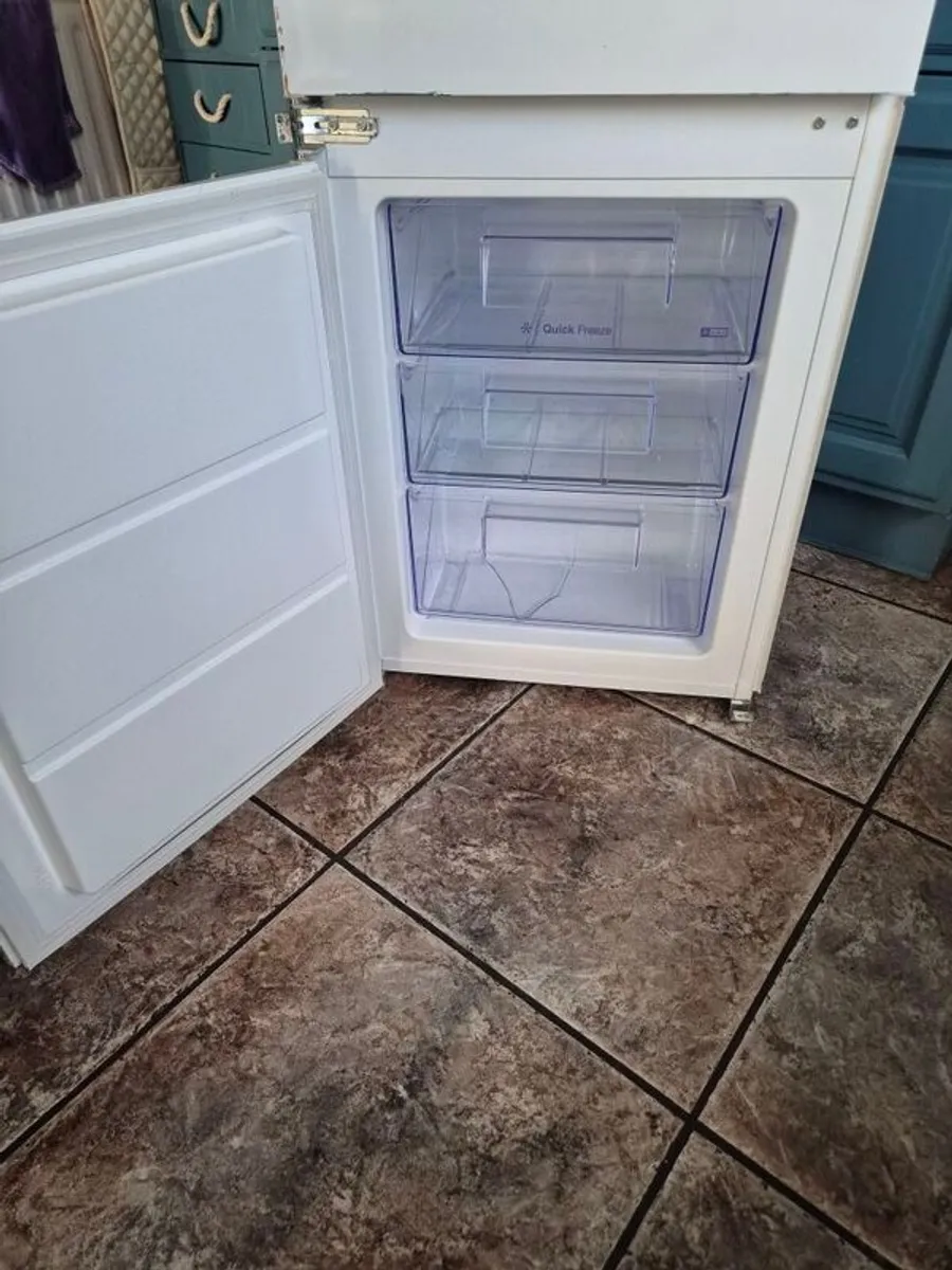 built-in fridge freezer - Image 2