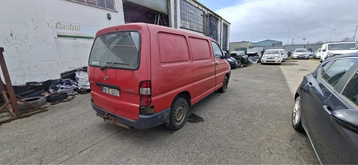 08 hiace - Image 4