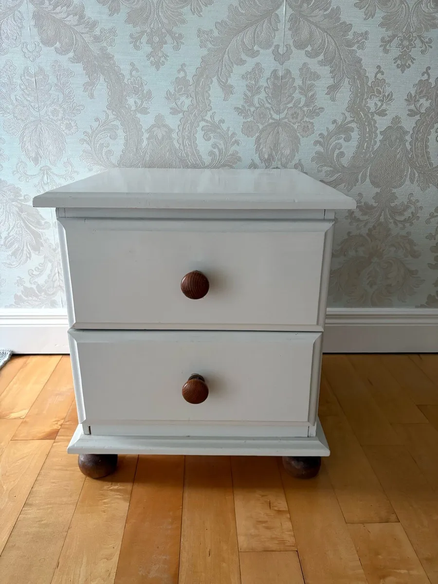 Bedside locker & Chest of Drawers - Image 3