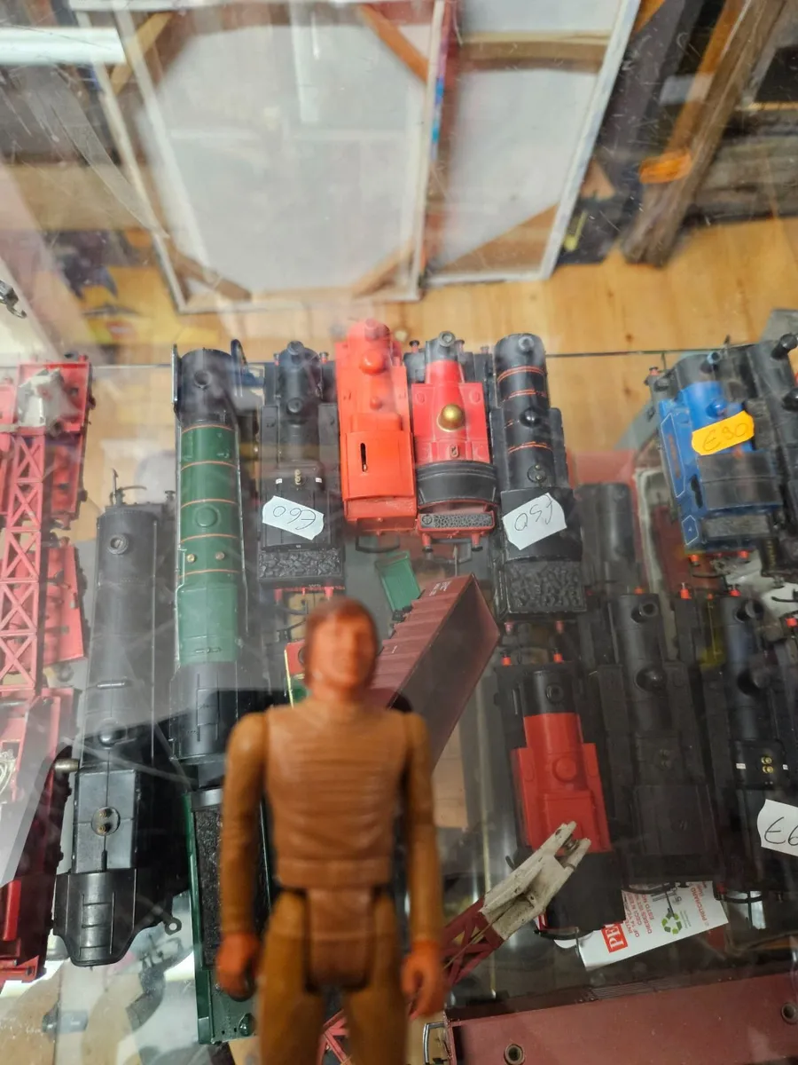 Vintage Battlestar Galactia Starbuck - Image 3