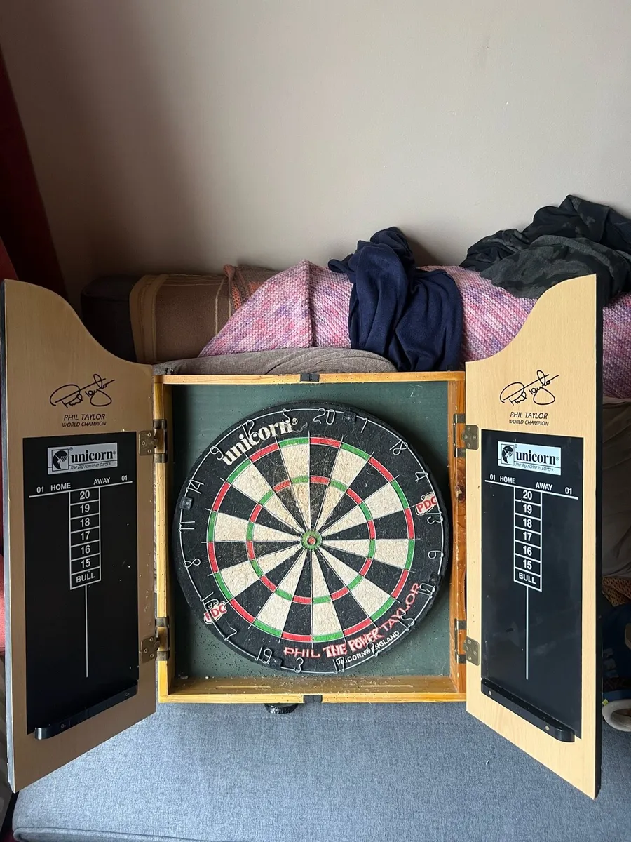 Dart Board - Image 1