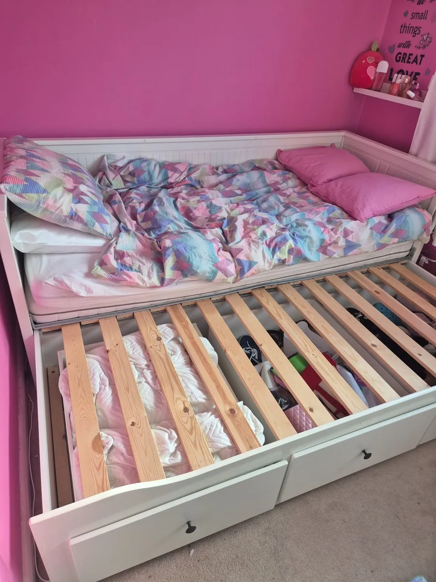Kids pull out bed - Image 2