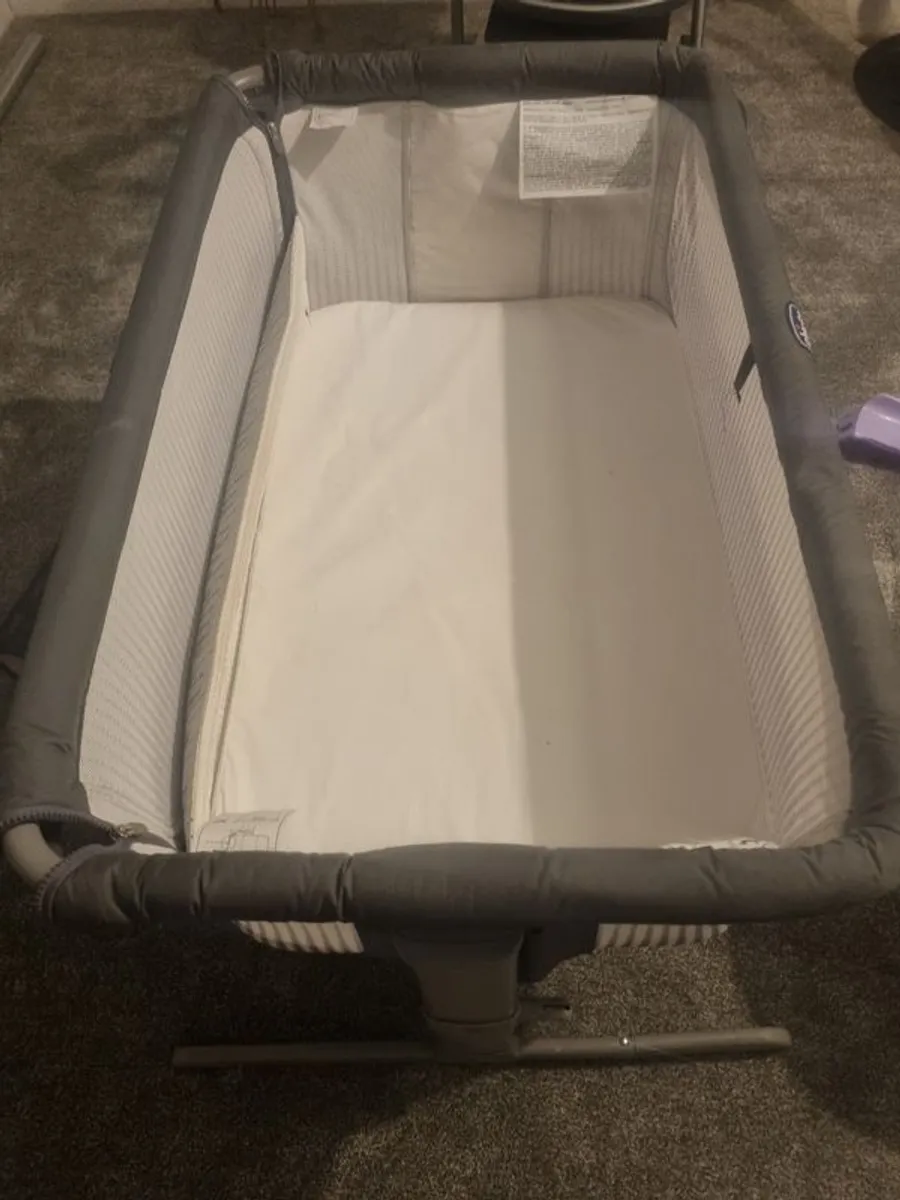 Next 2 me chicco - Image 2