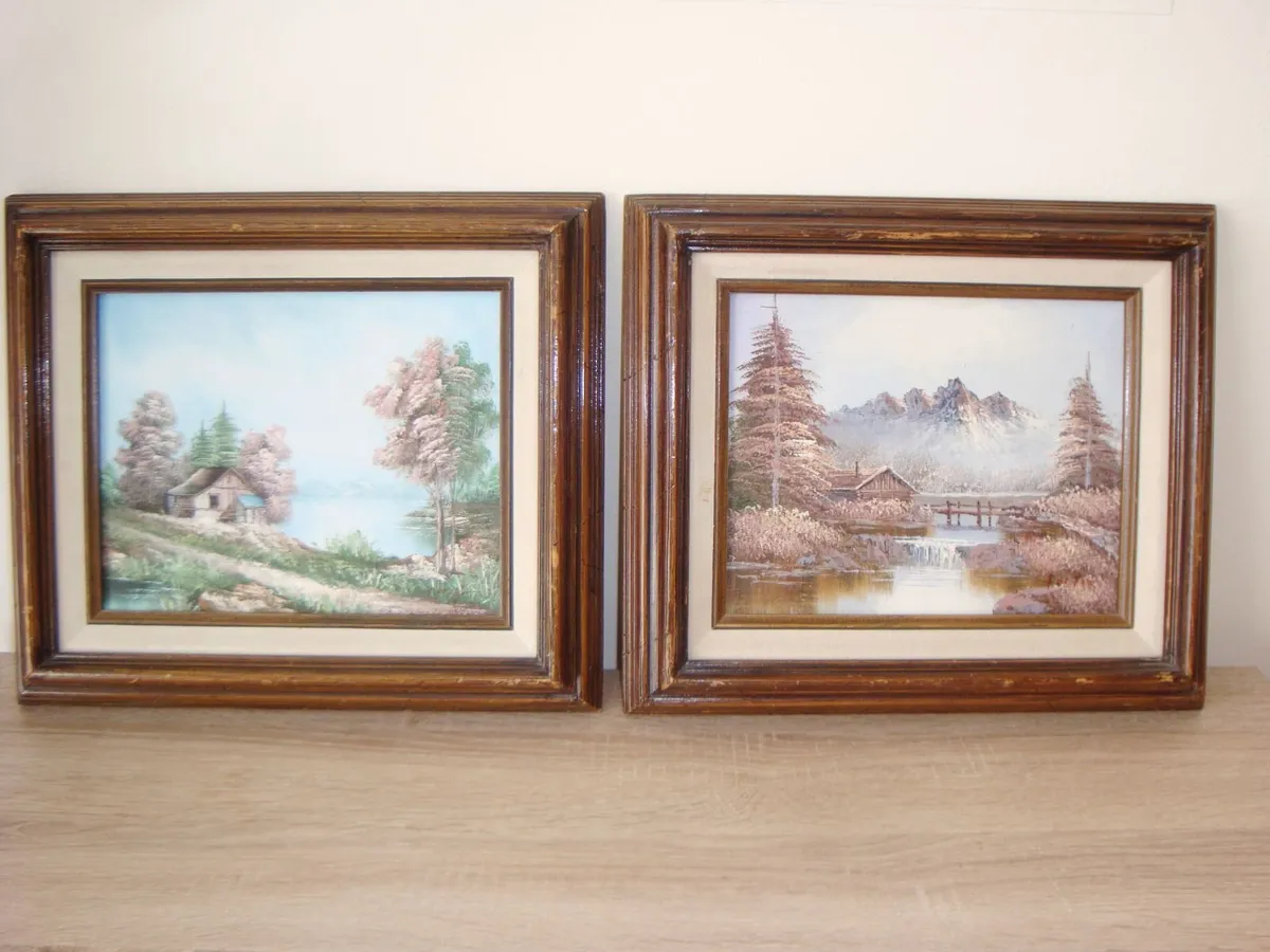 Two vintage paintings in wooden frames - Image 1