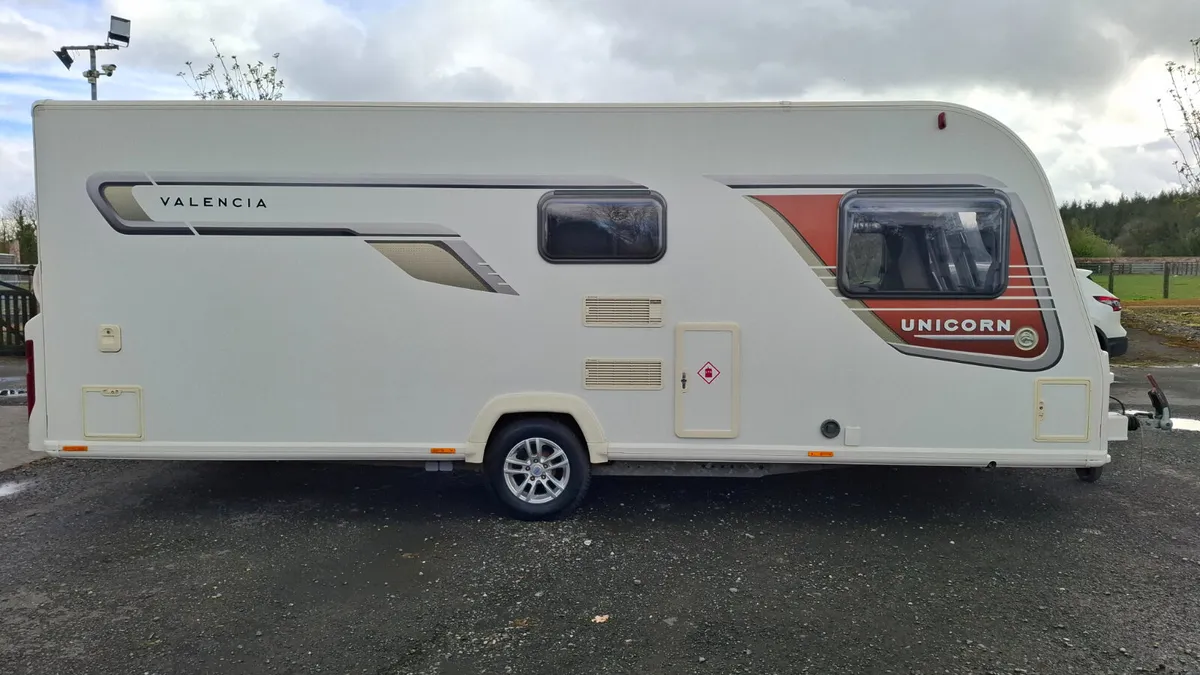 Bailey Unicorn fixed bed - Image 3