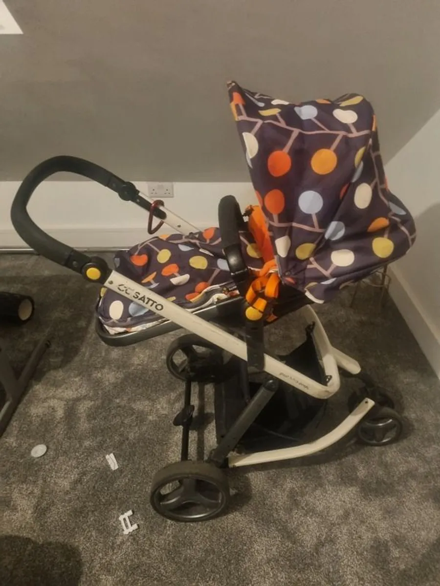 Cossato buggy and car seat isofix travel system - Image 1