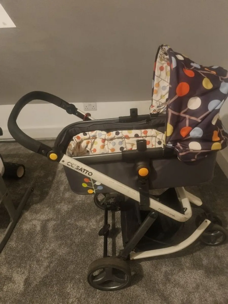 Cossato buggy and car seat isofix travel system - Image 2