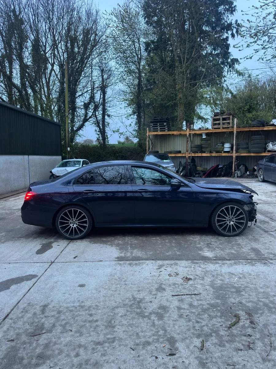 2020 Mercedes E220D AMG Night edition - Image 4