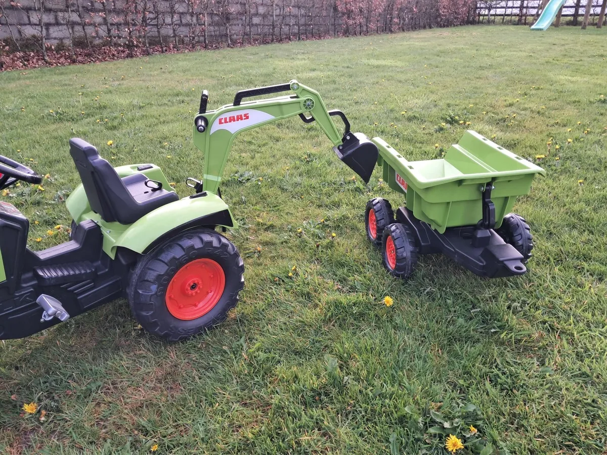 CLAAS Backhoe Tractor with Excavator and Trailer - Image 4