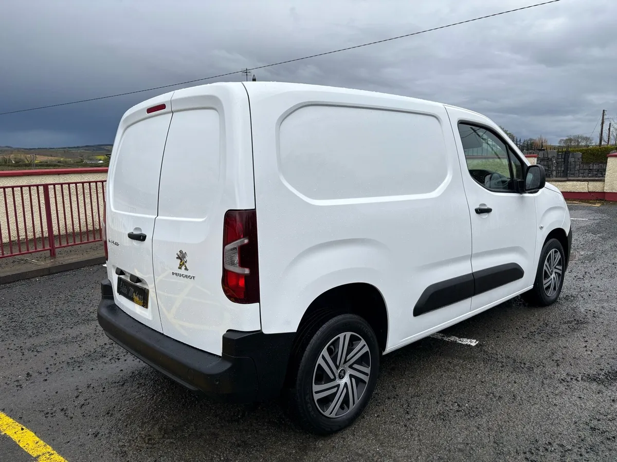 2020 (202) PEUGEOT PARTNER PROFESSIONAL 100BHP - Image 3