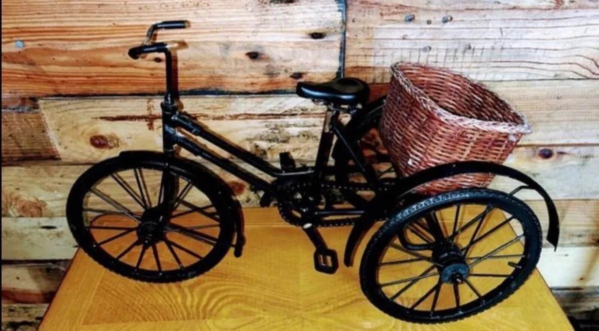 Vintage Mini Tricycle 50 cm in length - Image 2