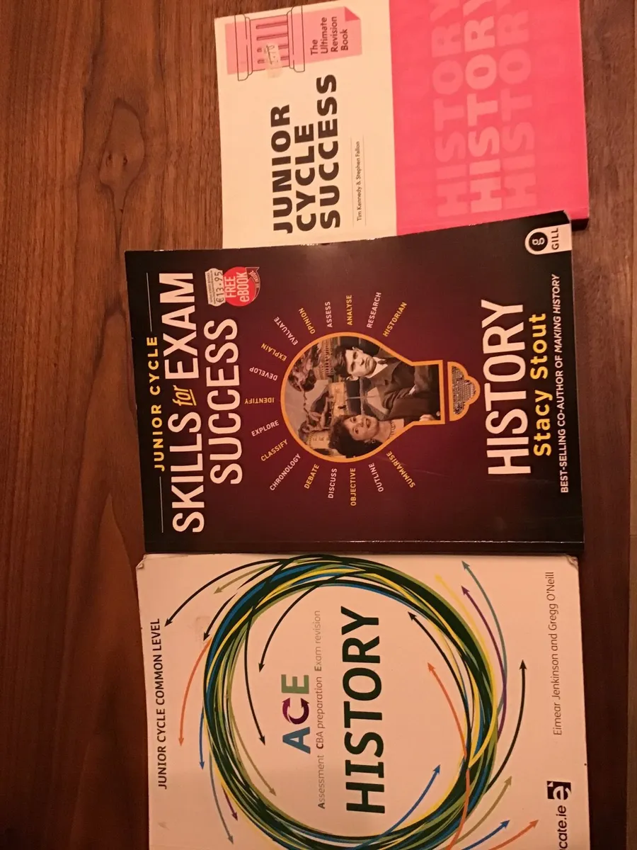 School books - Image 1