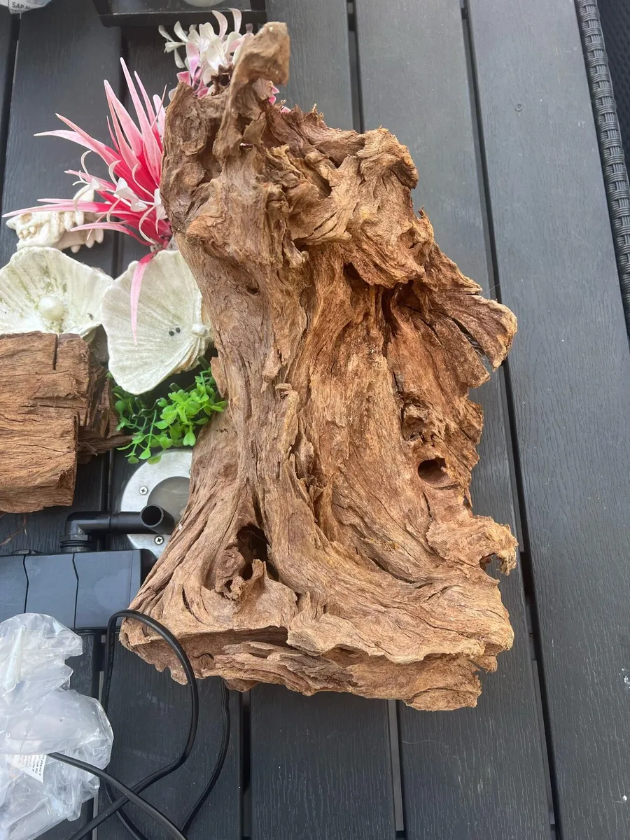 Aquarium  wood filter and bits - Image 1