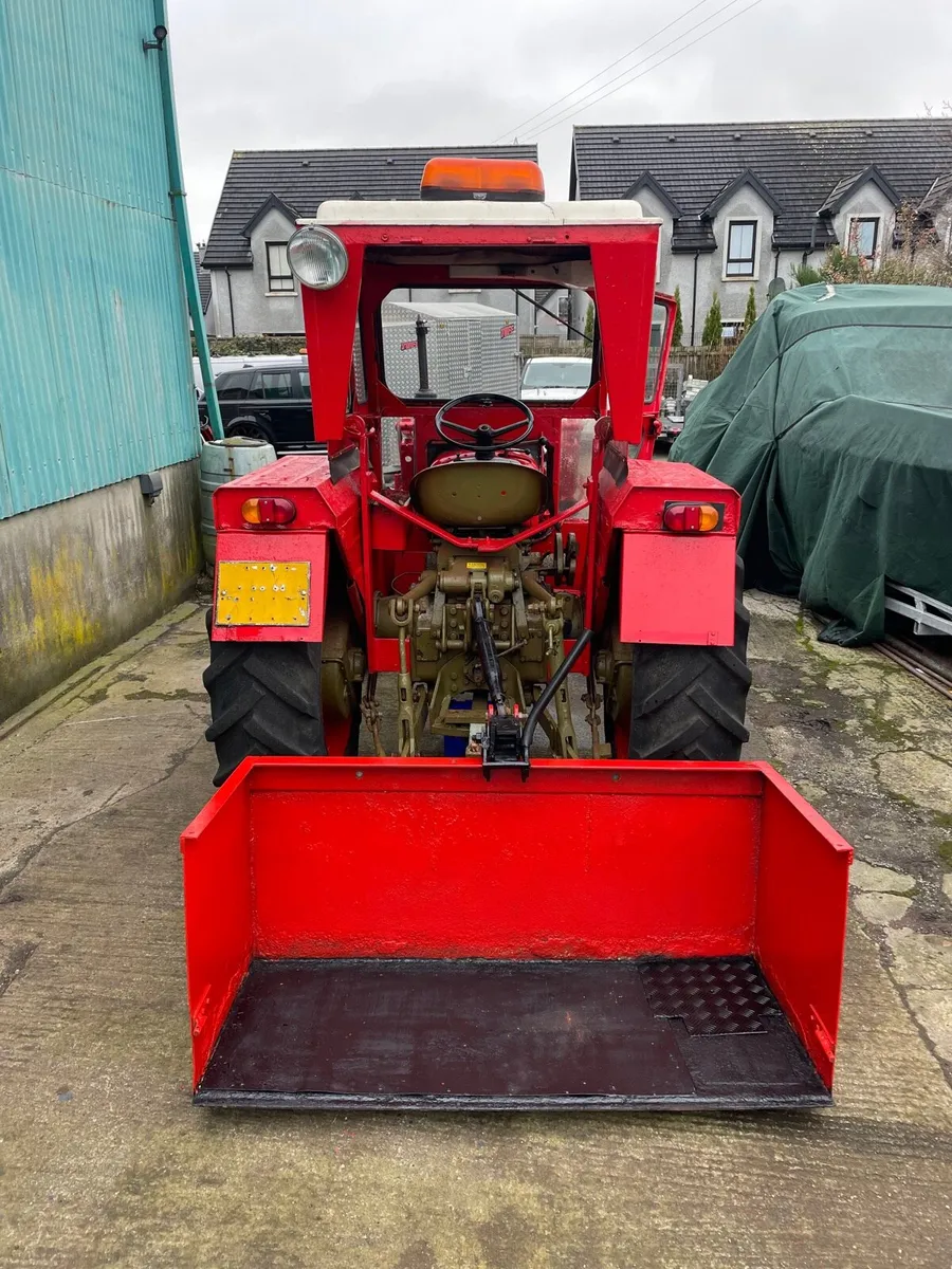 Vintage zetor 4712 tractor & quicke loader & box - Image 2