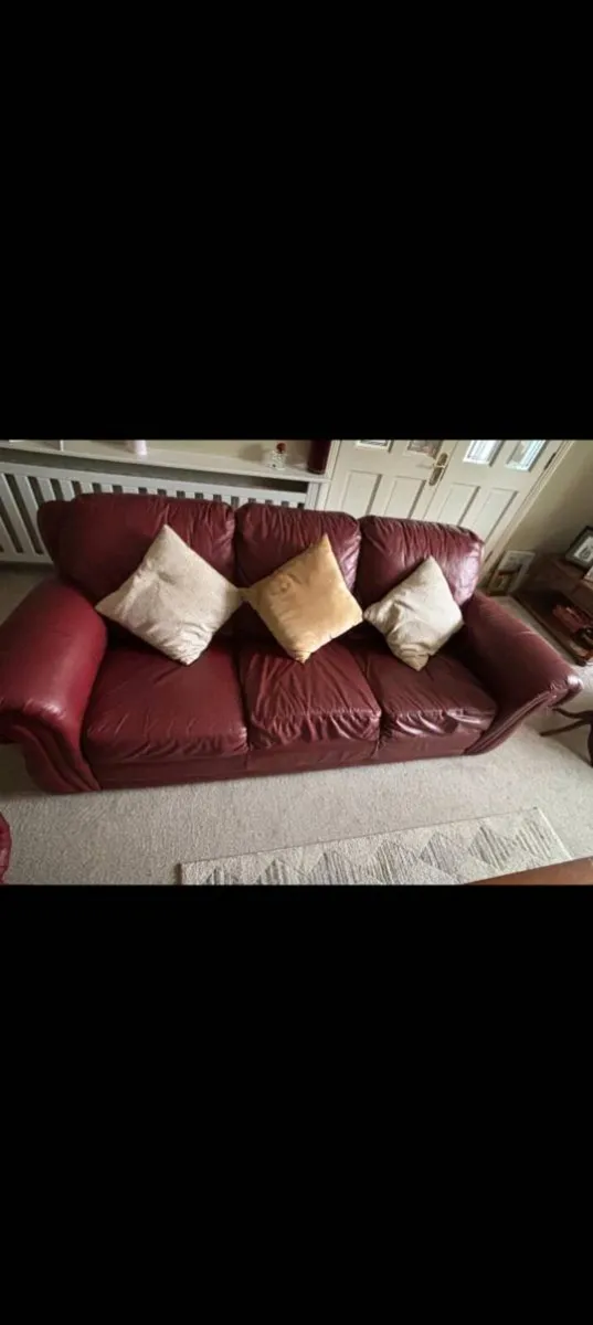 321 Leather Suite - Image 1