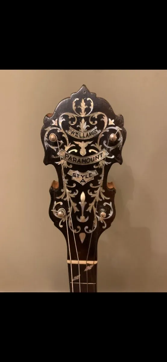 Paramount Banjo - Image 1