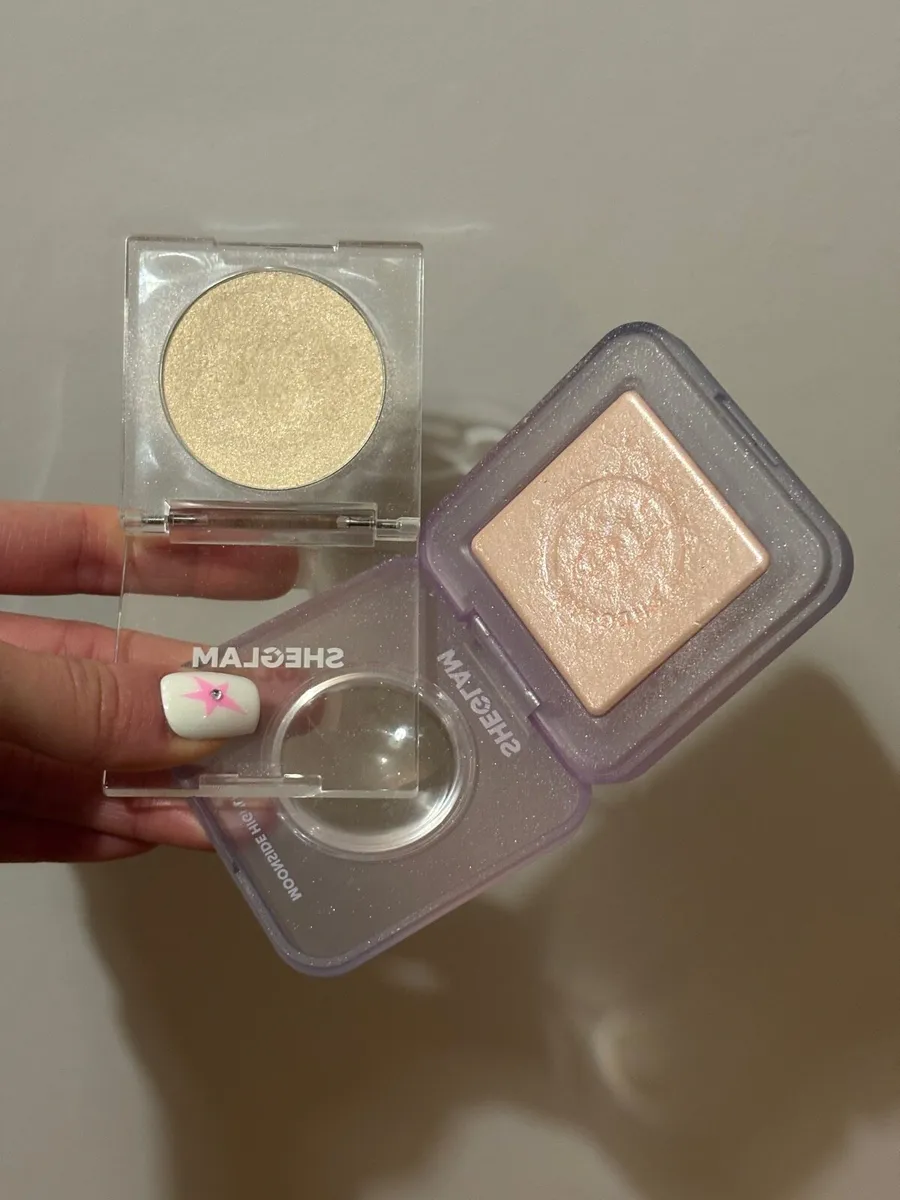 2 sheglam highlighter