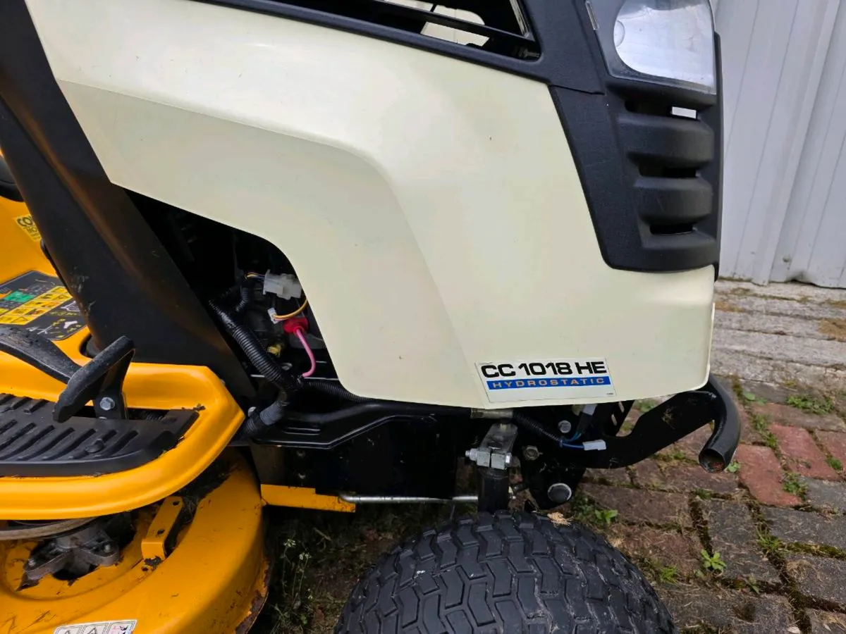 Cub Cadet CC1018 HE Ride on Mower - Image 4