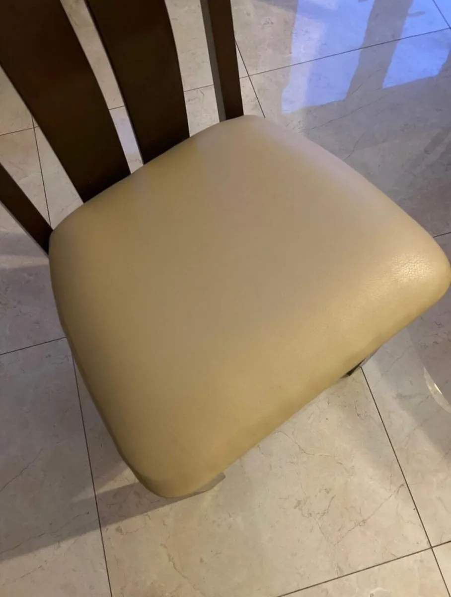 6 Dining Chairs - Image 2