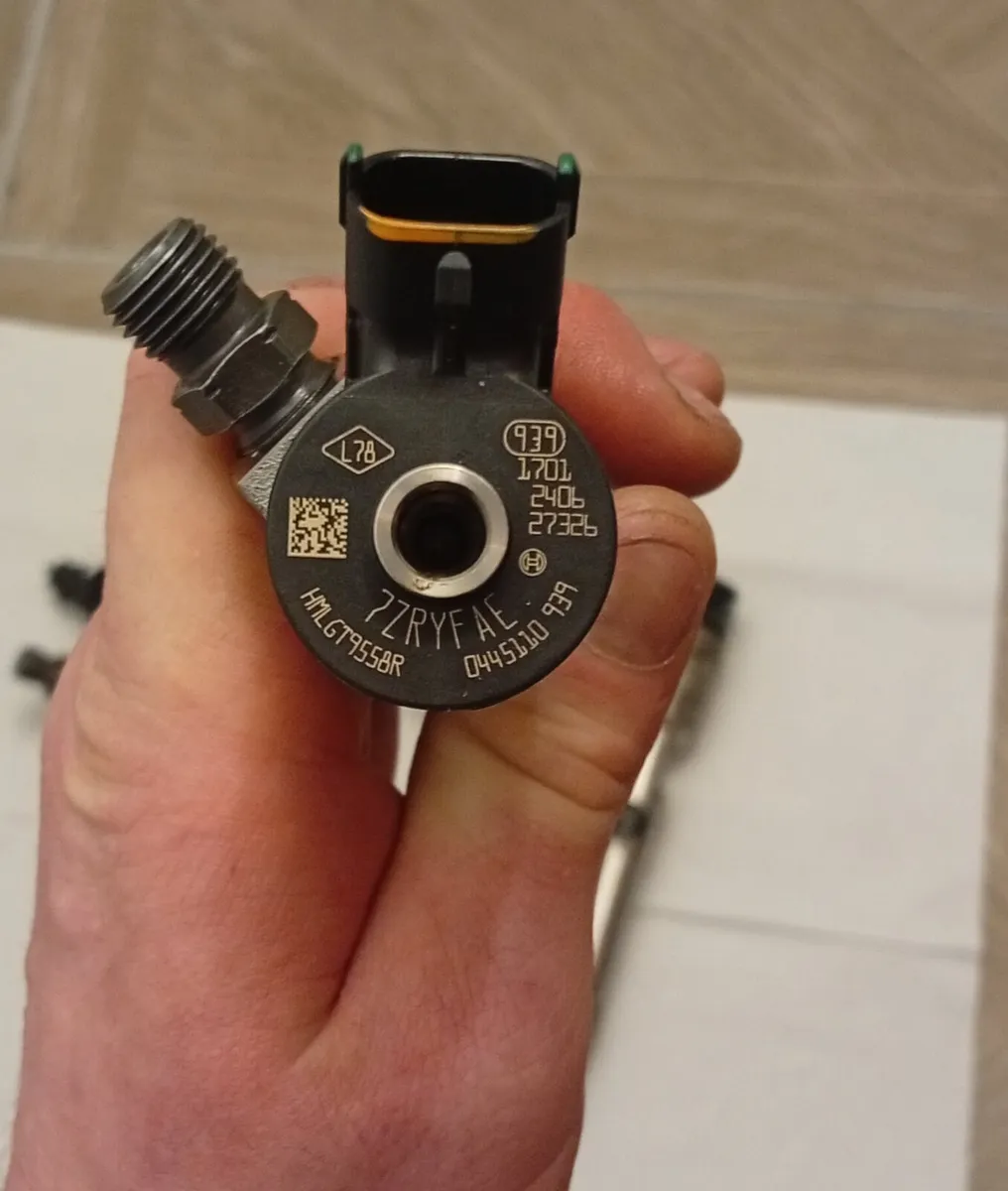 Fuel injectors Renault Traffic - Image 2