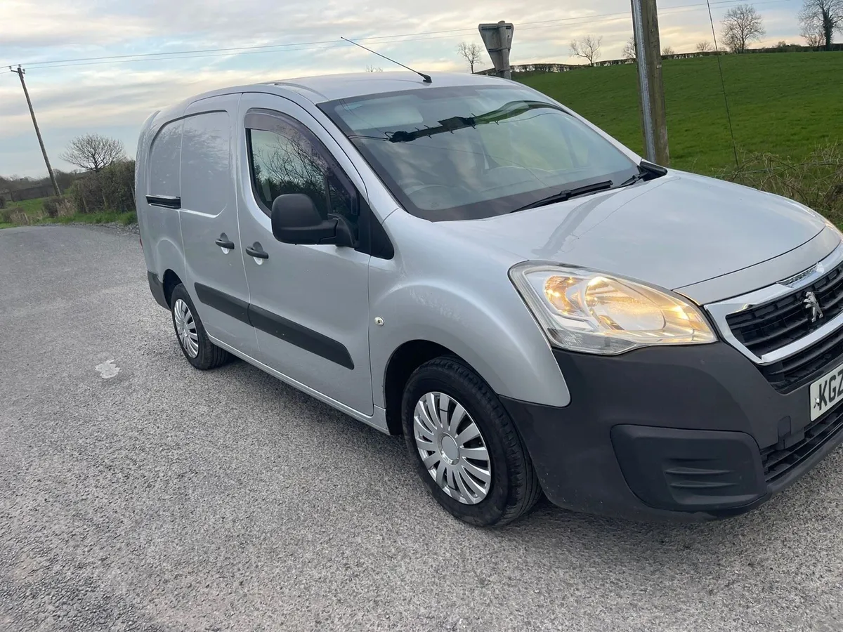 2016 Peugeot Partner 16 - Image 2