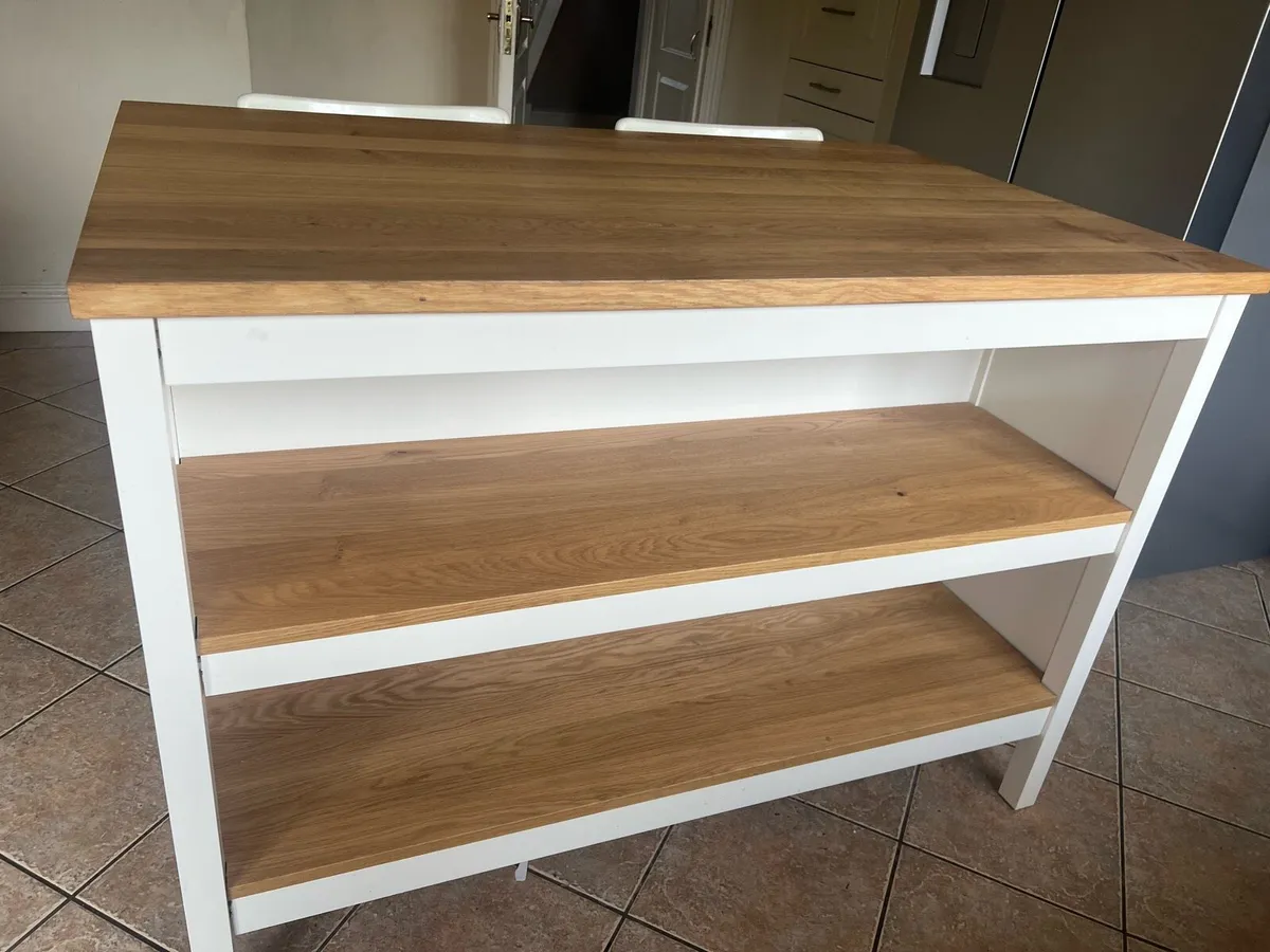 IKEA Kitchen Island and chairs - Image 1