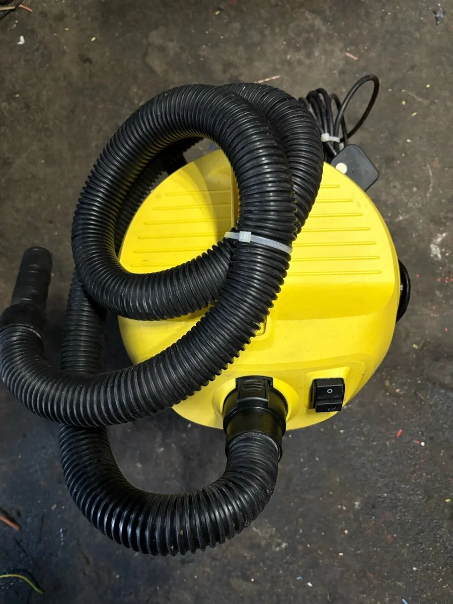 Karcher Hoover - Image 2