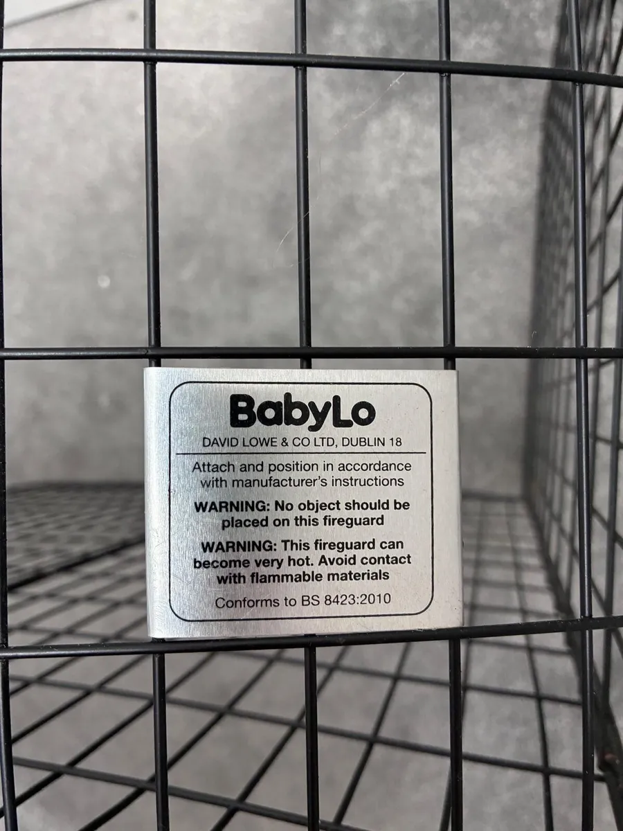 Child proof fire guard - Image 1