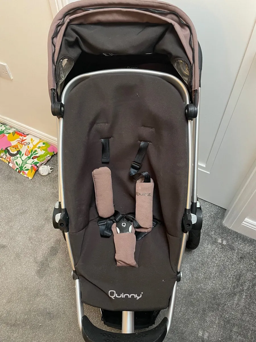 Quinny travel system - Image 1