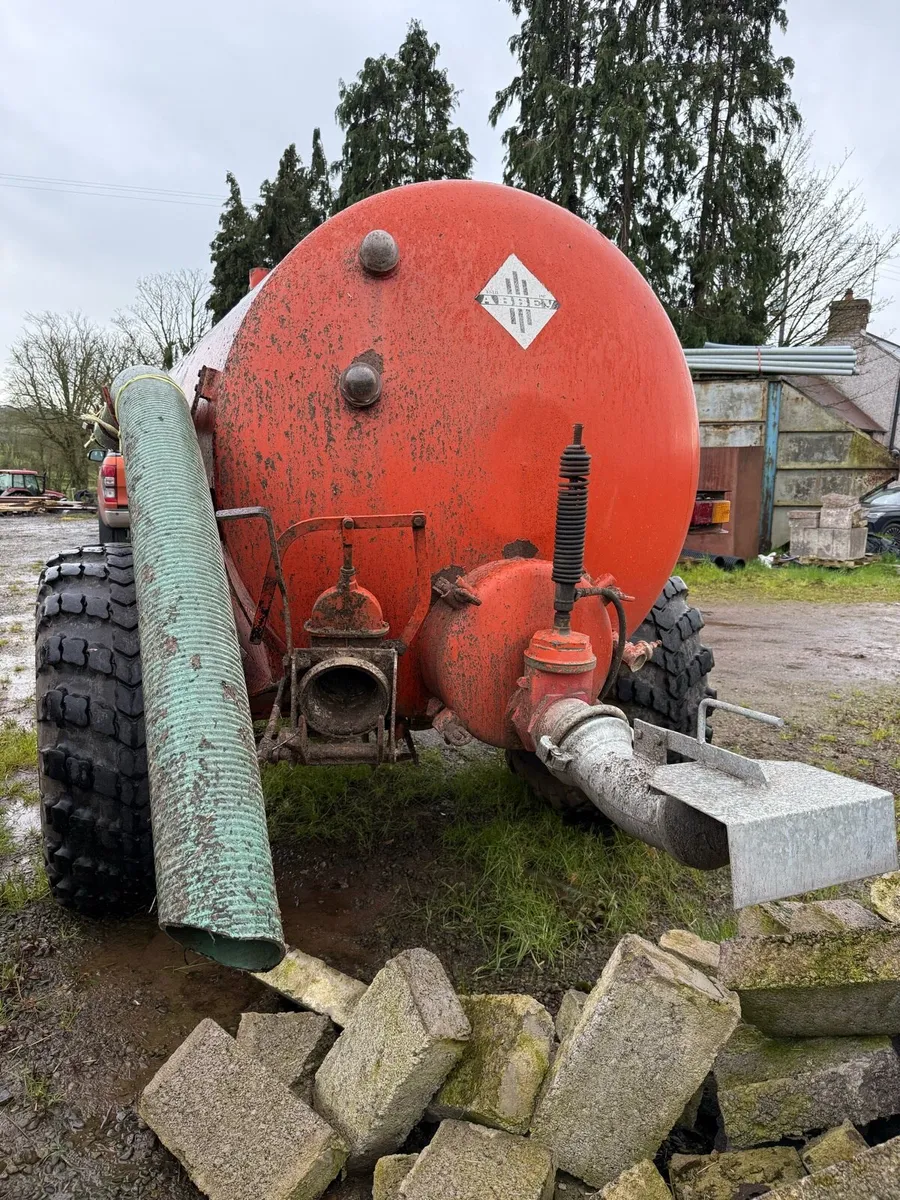 Abbey 1300 gallon tanker (no vat) - Image 3