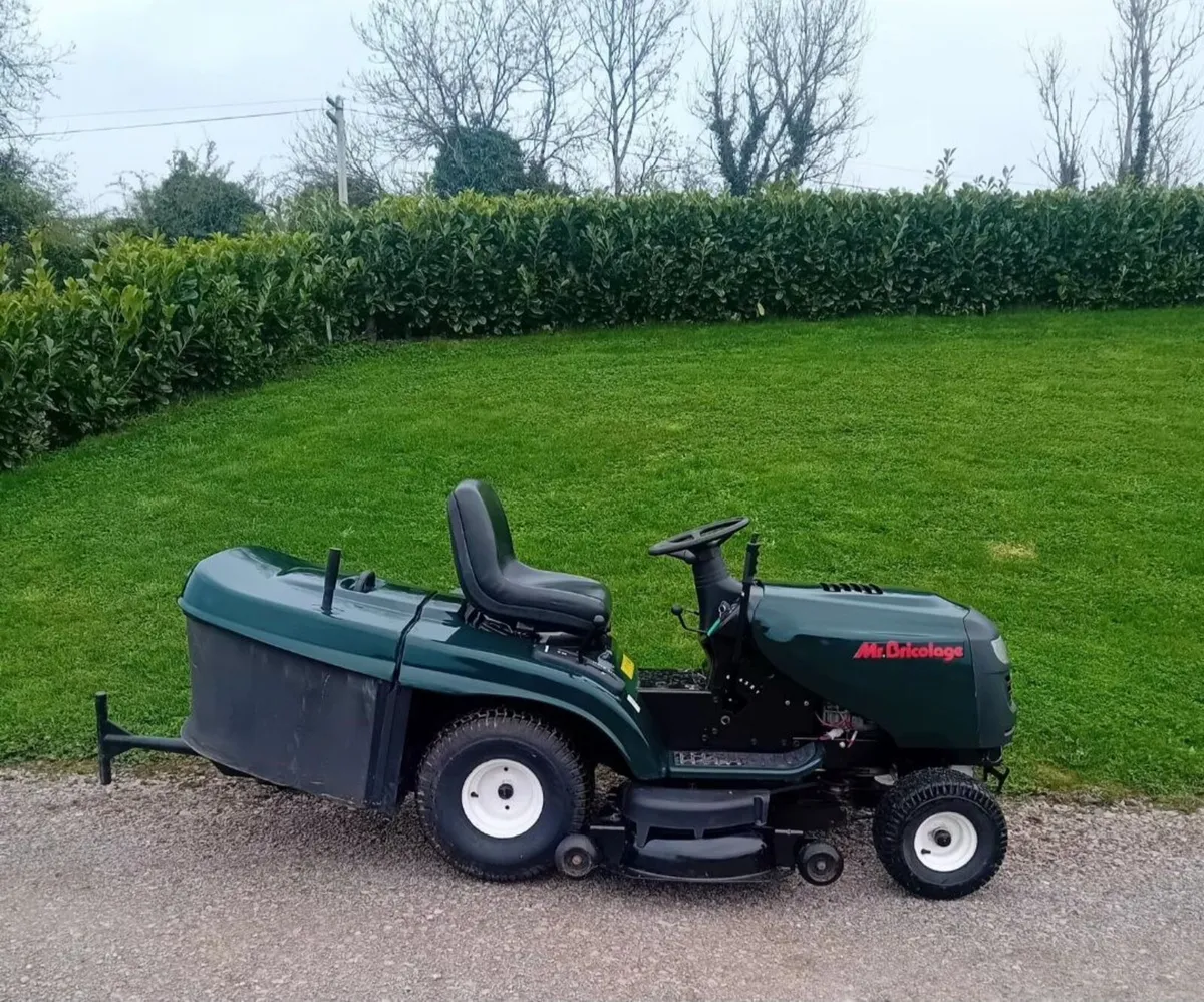 Husqvarna Electrolux Ride on Lawn Mower - Image 4