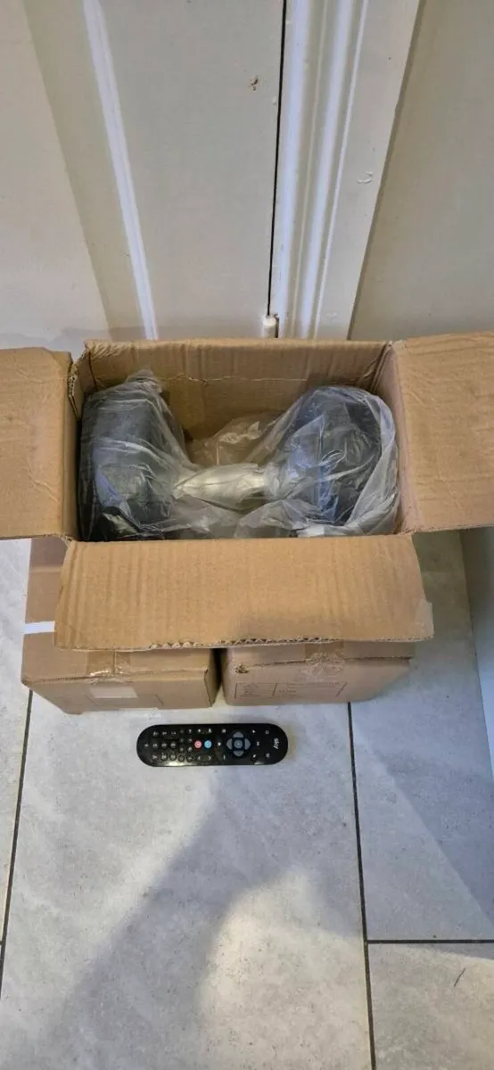 Brand new 2x17.5kilo round dumbbells - Image 4