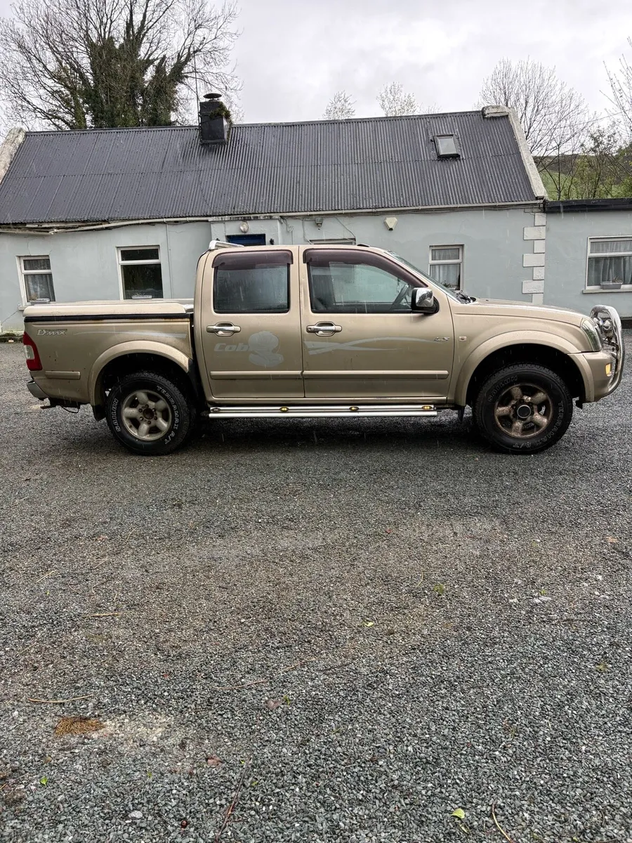 Izuzu d-max - Image 2
