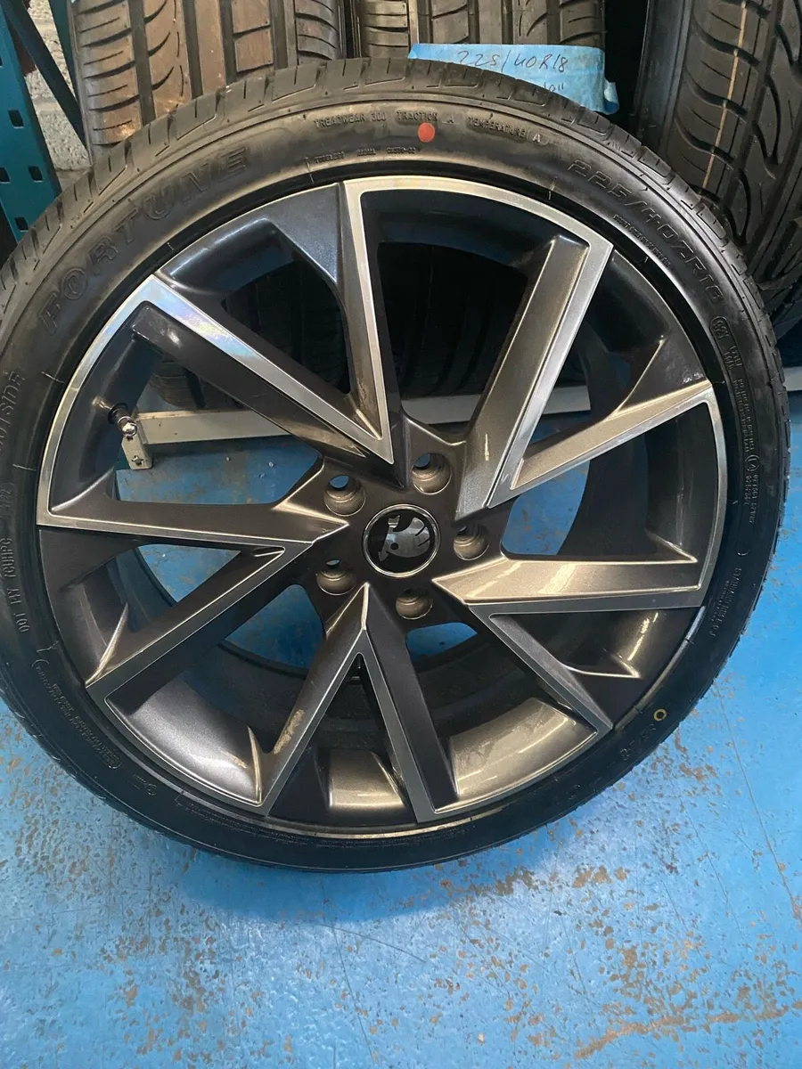 Skoda Octavia / Superb Alloys 18” - Image 1