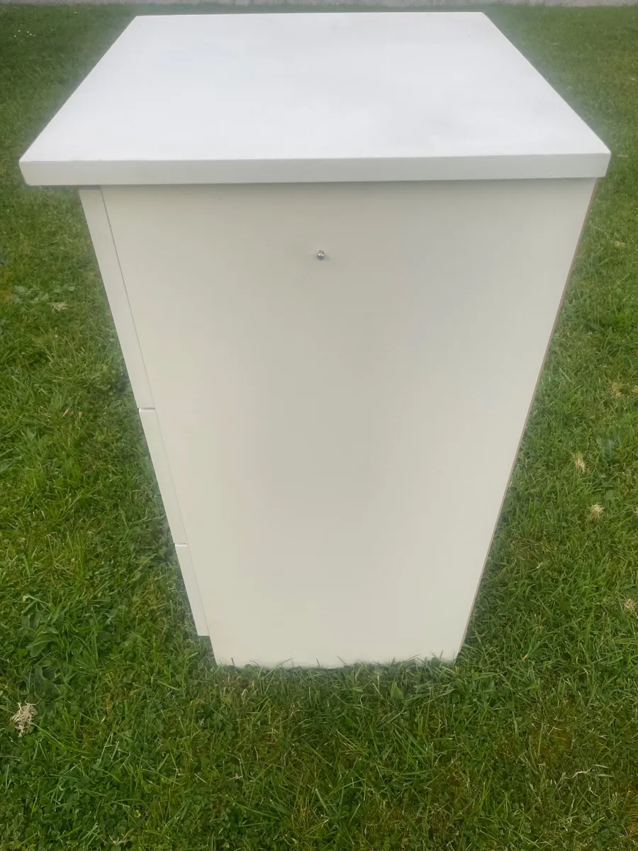 3 drawer locker - Image 3