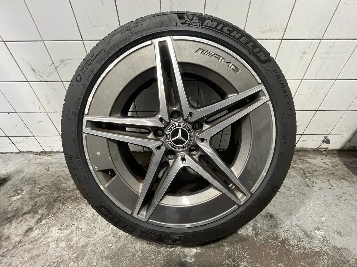 Genuine Mercedes AMG 18” Alloy Wheels with Tyres - Image 2