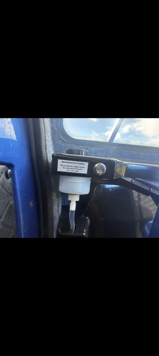 mobility scooter, cabin car - Image 3