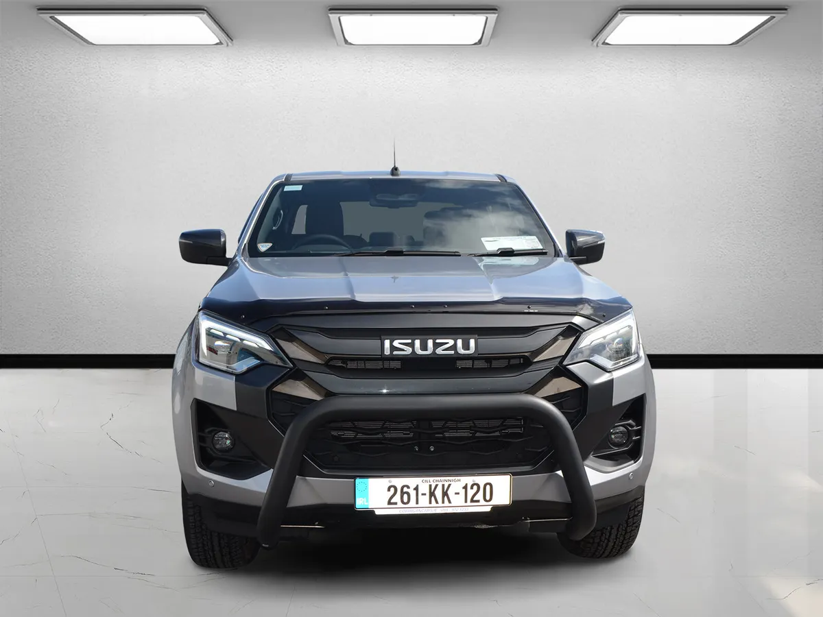 Isuzu D-Max Demo with extras - Image 2