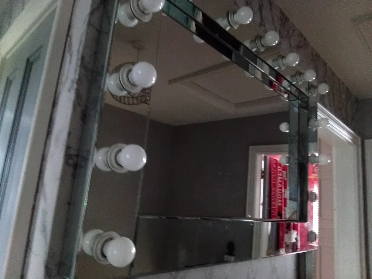 Large hollywood mirror