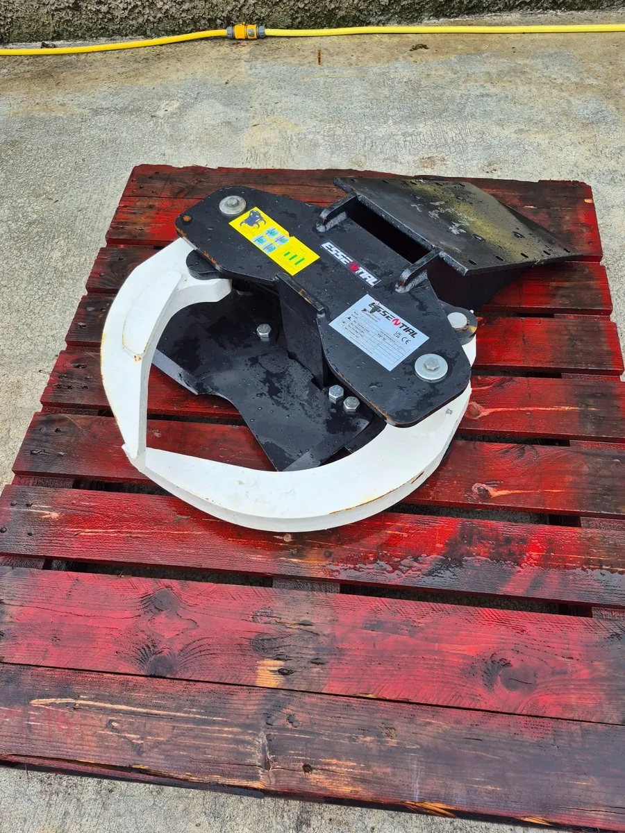 Mini Digger tree shear/ grapple - Image 3