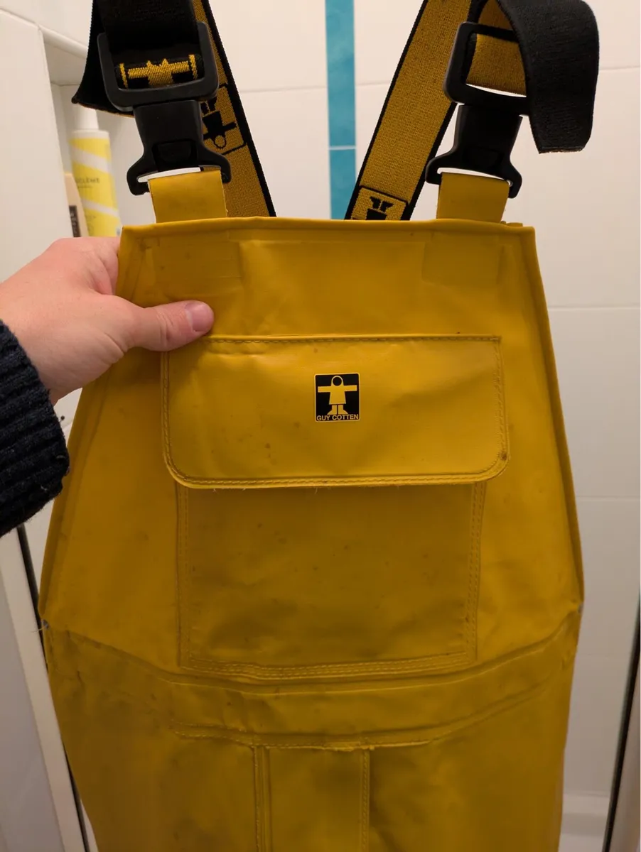 Guy Cotten Oilskins - Image 3