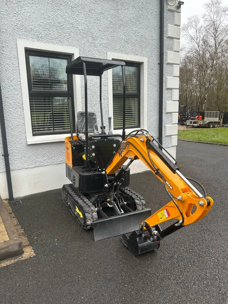 NEW 2025 JPC HT1.2 Mini Digger - Image 3