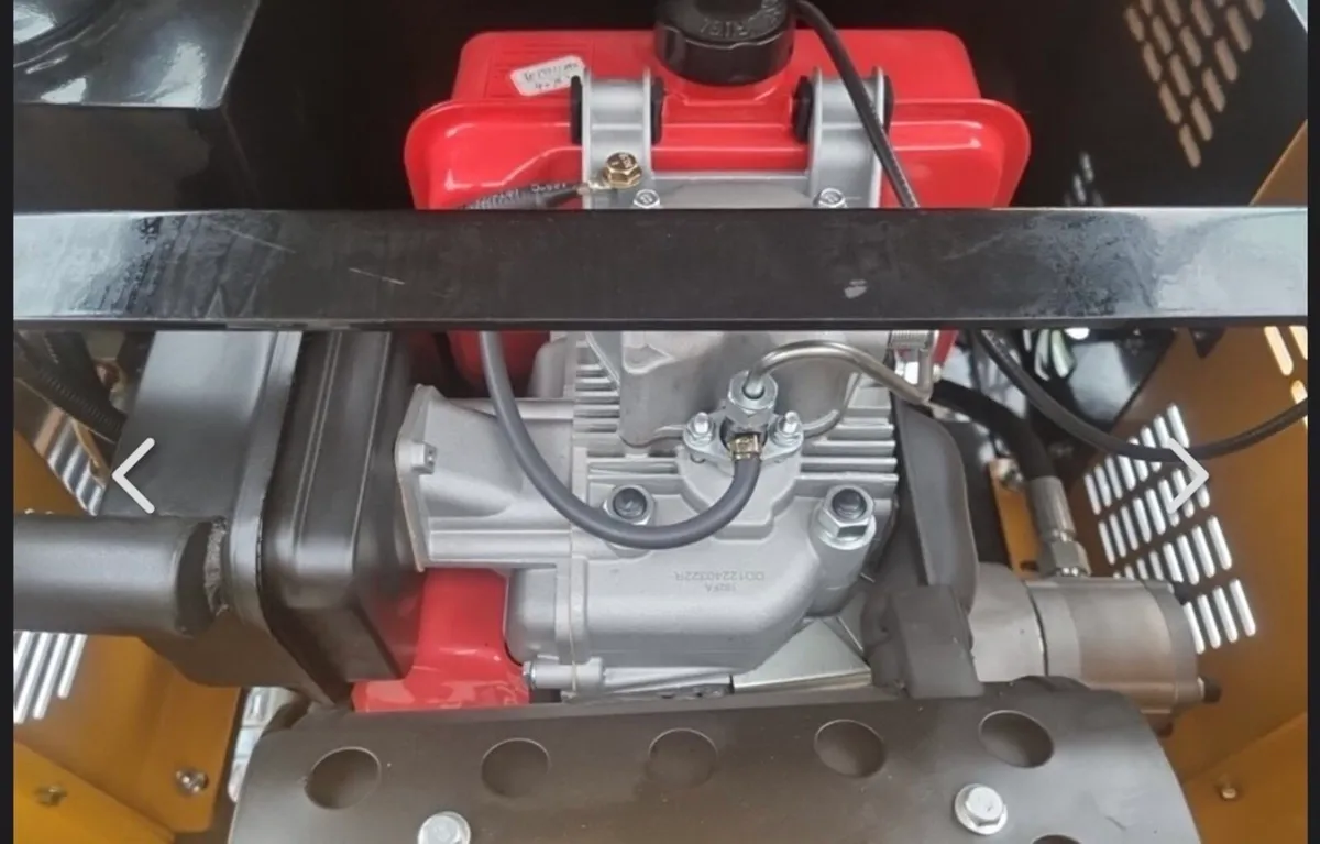 NEW 2025 JPC HT1.2 Mini Digger - Image 4