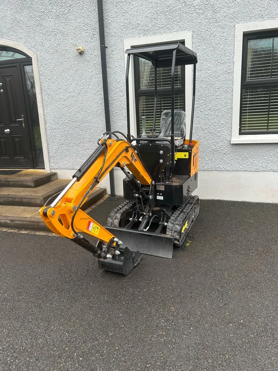 NEW 2025 JPC HT1.2 Mini Digger - Image 1