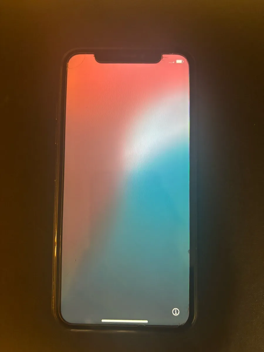 Apple iPhone XR 64GB - Image 2